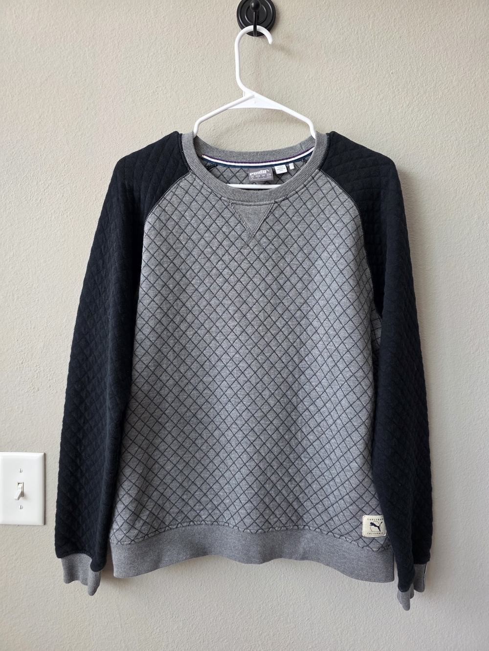 Puma Men's Quilted Crewneck Sweatshirt - Gray & Black